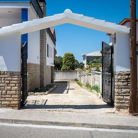 At166 Playa A 10 Min A Pie Holiday home Torredembarra